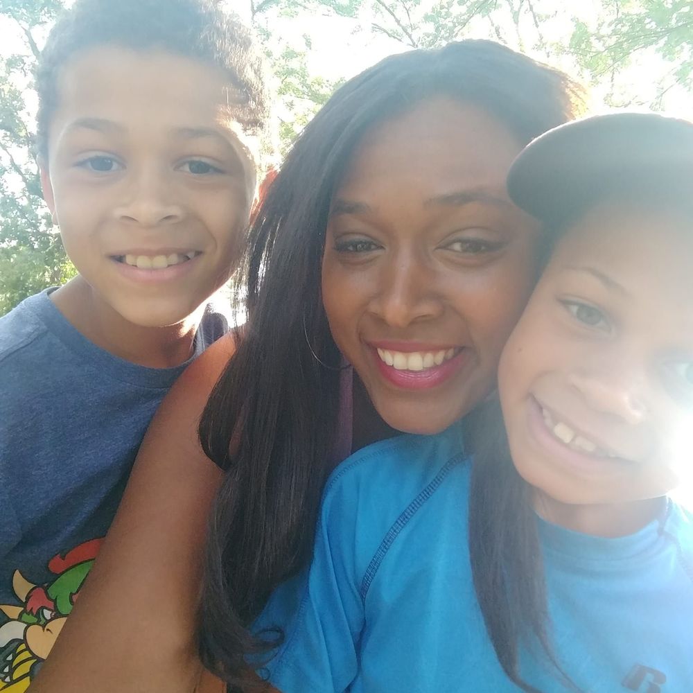 Meet your Posher, Dana